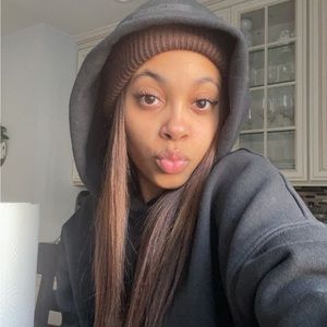 Meet your Posher, Jasmine